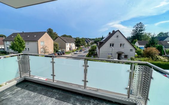 ERSTBEZUG! Maisonettewohnung im Erdgeschoss mit Balkon und eigenem Garten in Essen-Bedingrade