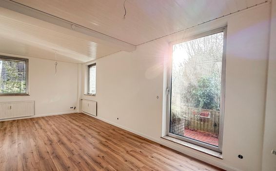 Lichtdurchflutete und renovierte 2-Zimmerwohnung mit Terrasse in Essen-Burgaltendorf!